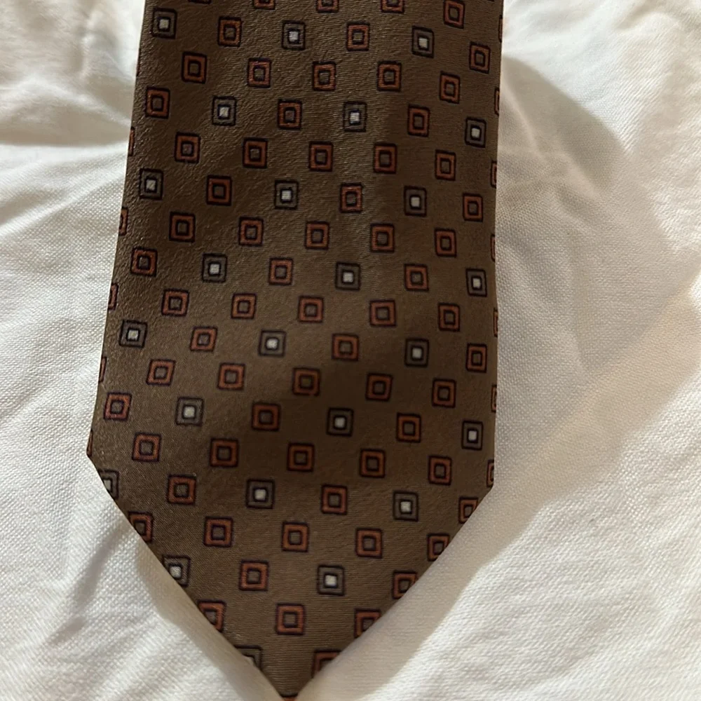 VTG Britches of Georgetown Brown Red Gray Neck Tie Square Design